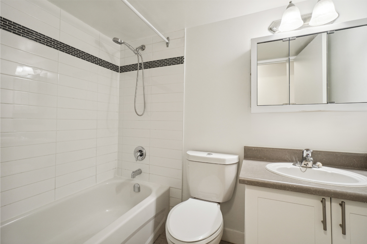 Rathburn Apartments - Photo 35