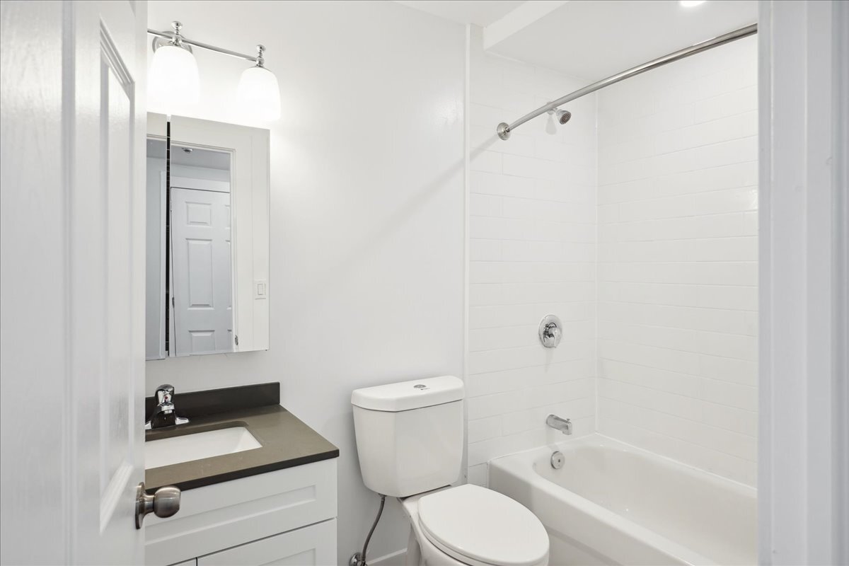 Highland Village - Photo 22