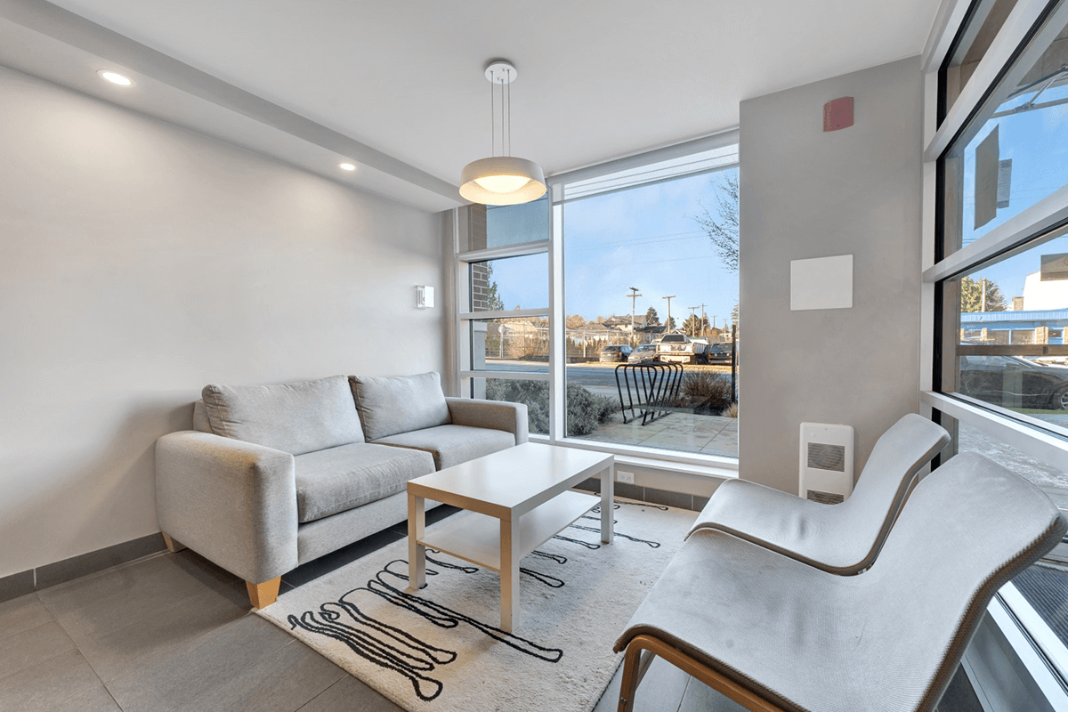 43Twenty Residences - Photo 48