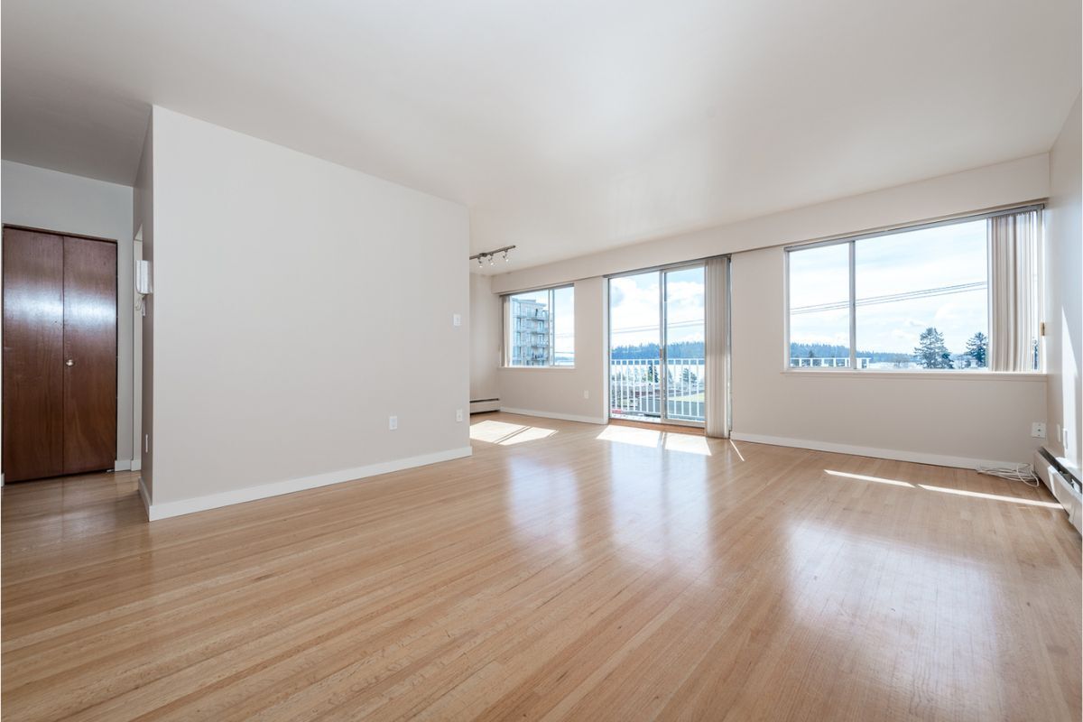 Hollyhill Towers - Photo 15