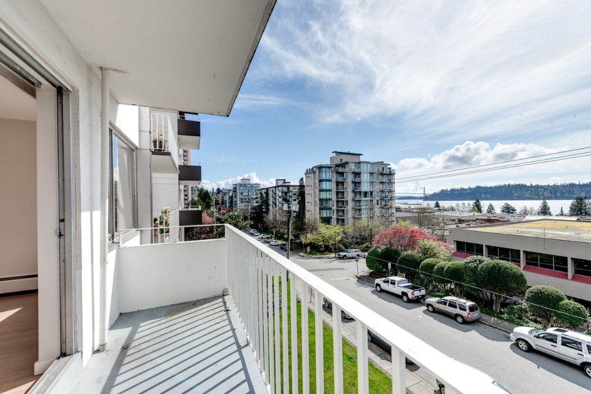 Hollyhill Towers - Photo 27