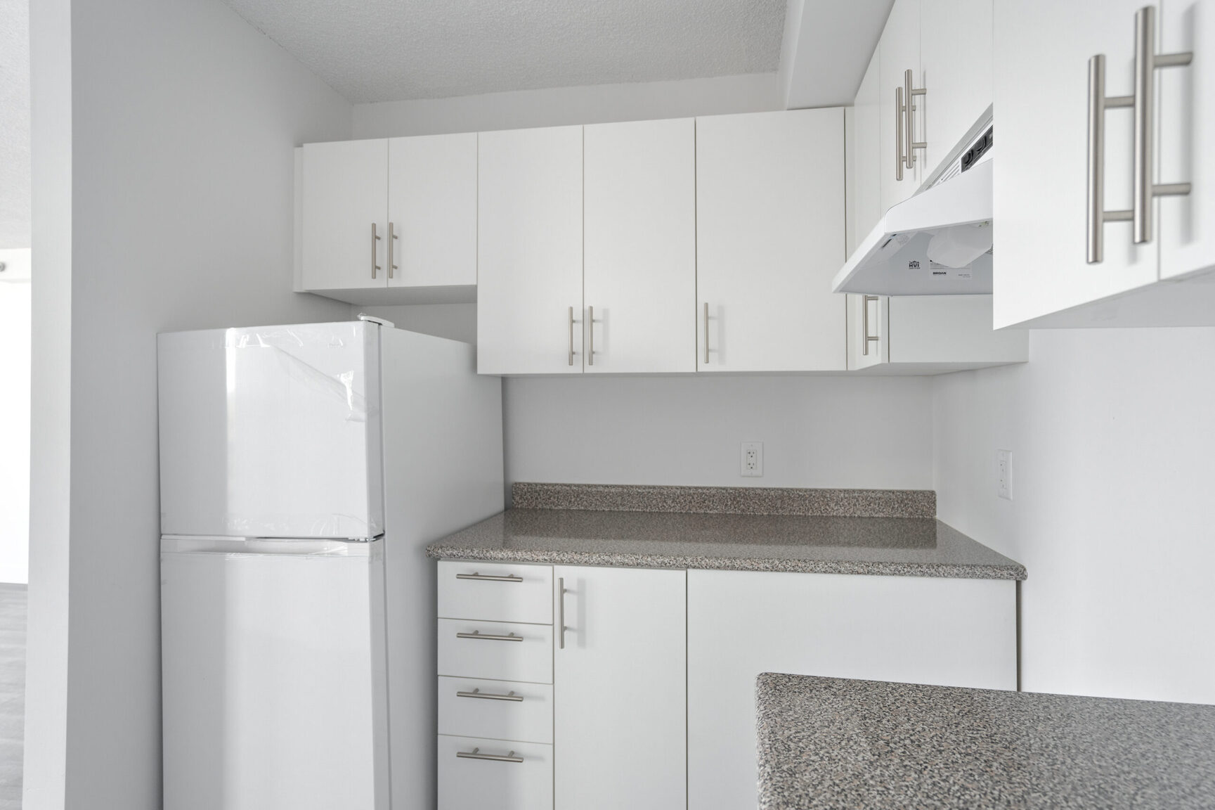 Red Top Tower Apartments - Photo 28