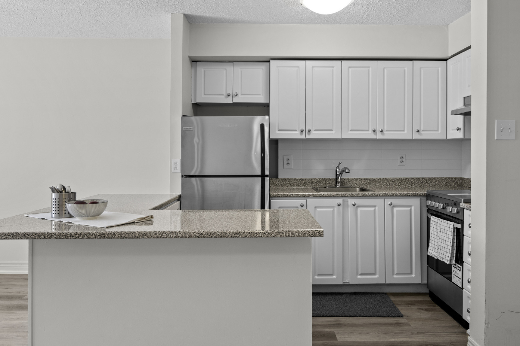 Harbour View Apartments Co-Living - Photo 8