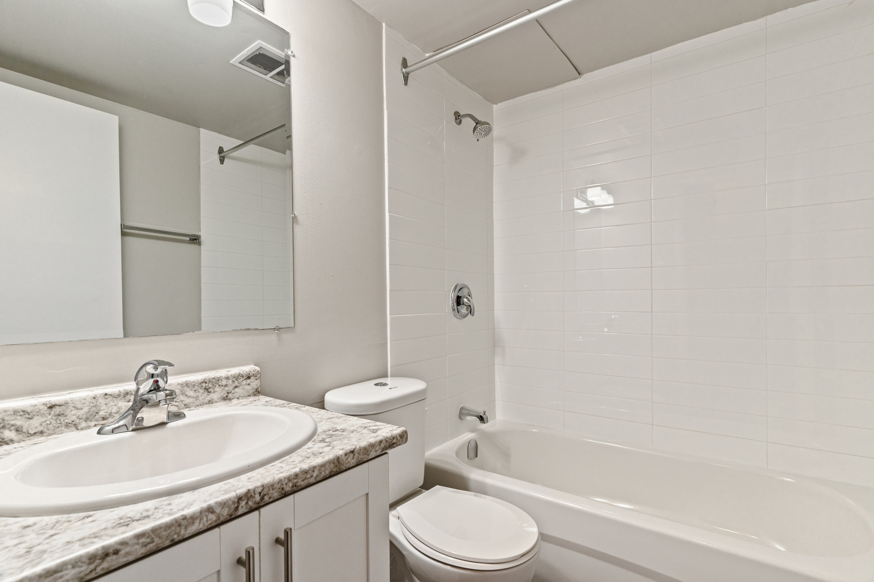 Kingston Towers Co-Living - Photo 4