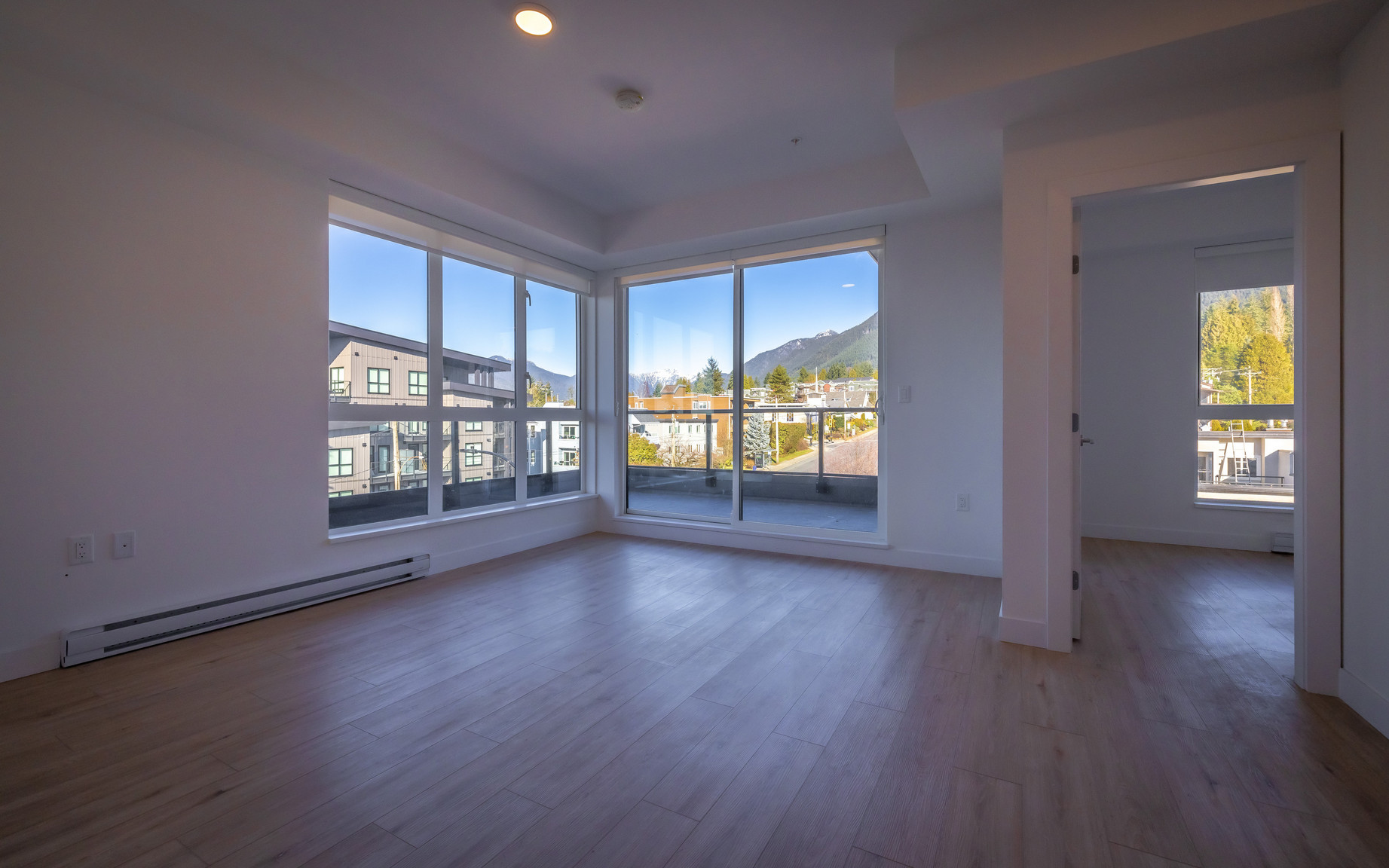 Axir North Vancouver Apartments - Photo 11
