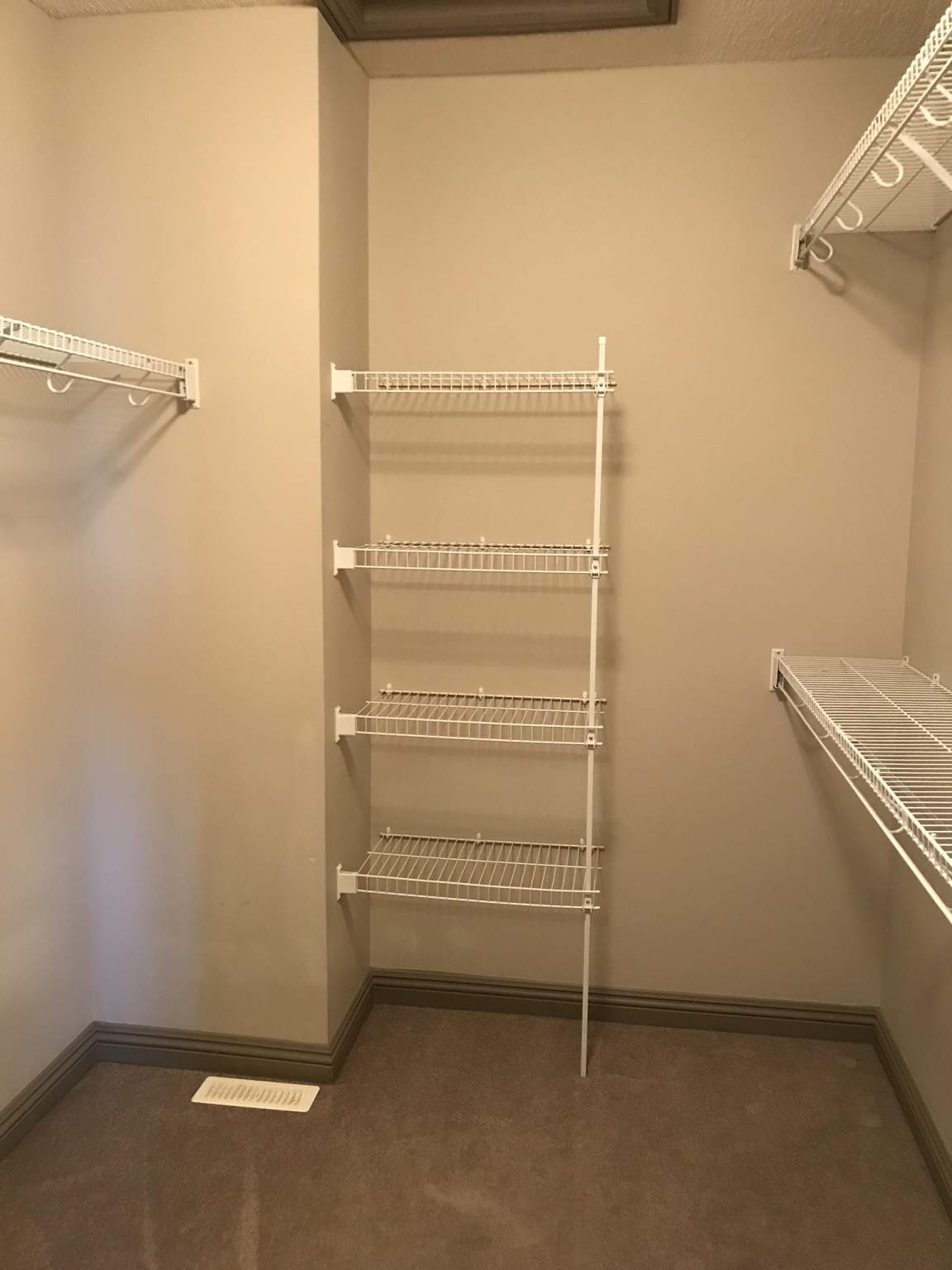 20 Becker Crescent - Photo 35