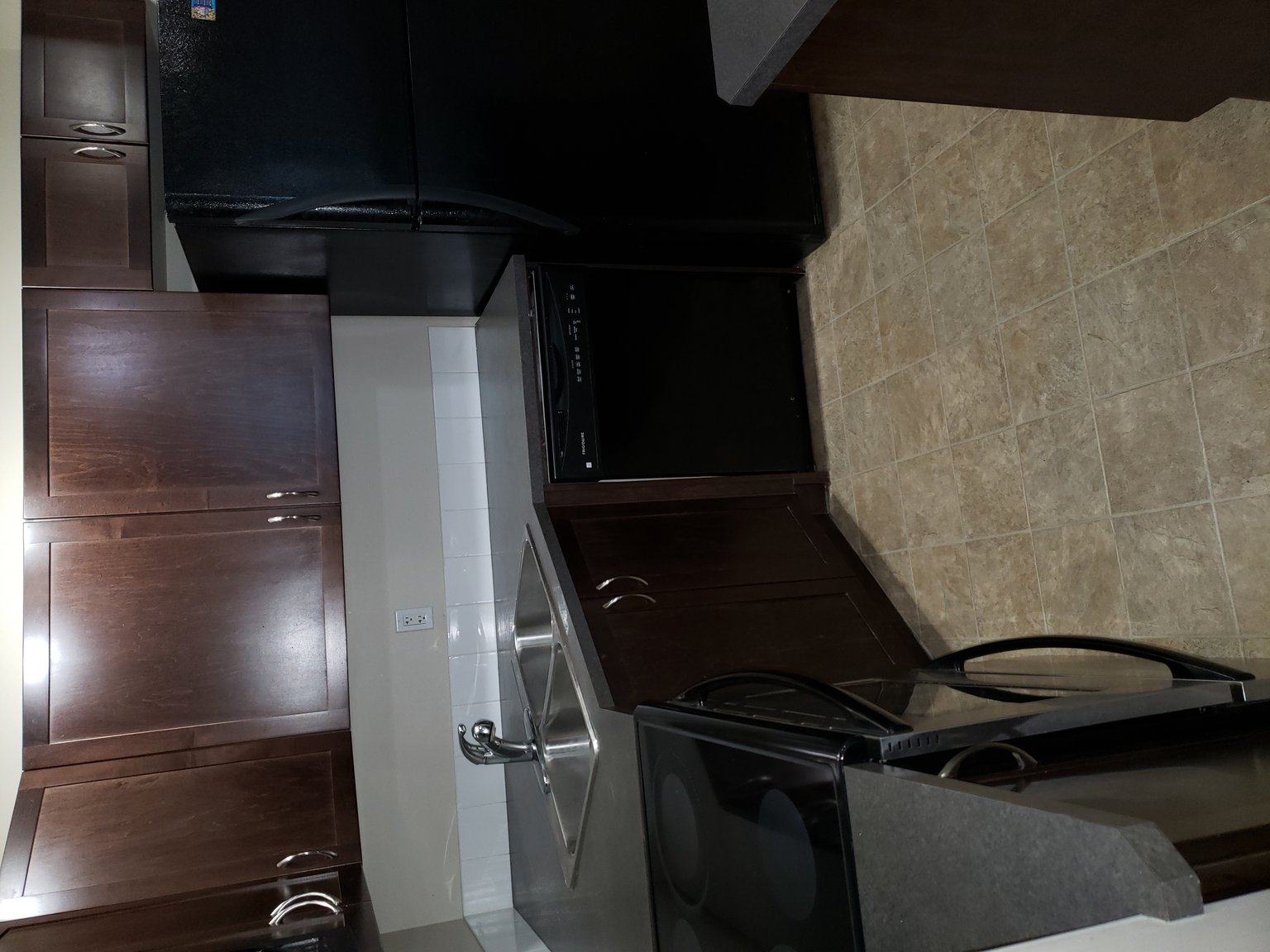 311 392 Silverberry Road - Photo 8