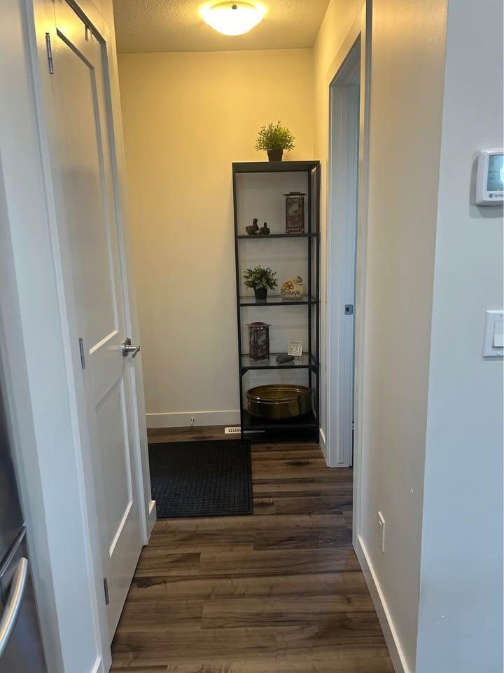 11439 - Main Floor - Photo 25