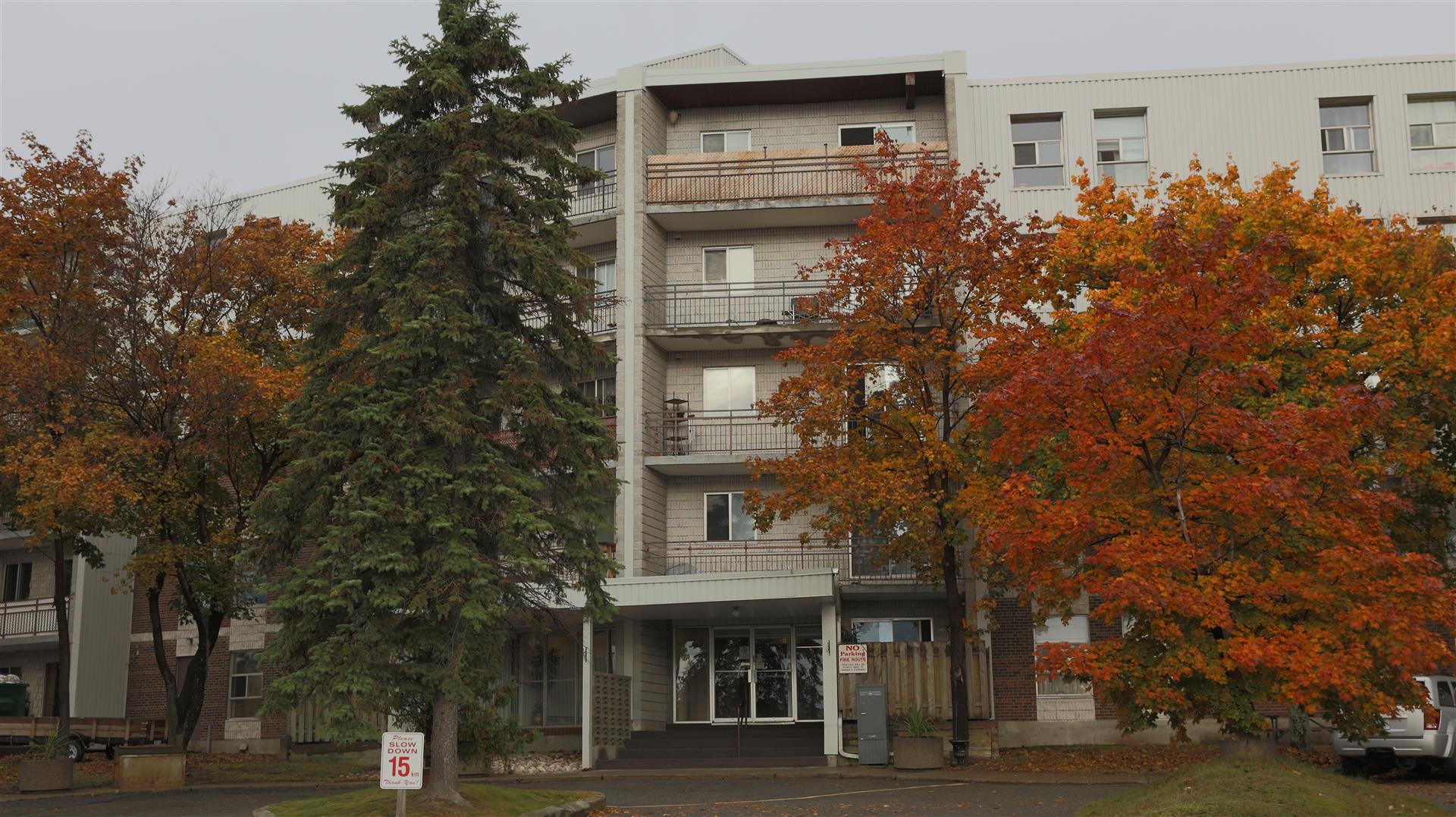 1525 Paris St, Sudbury, ON P3E 5K2 — photo 2