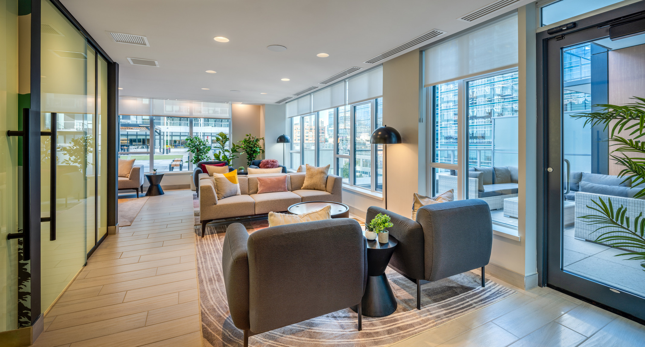 The Oliver Apartments - Photo 31
