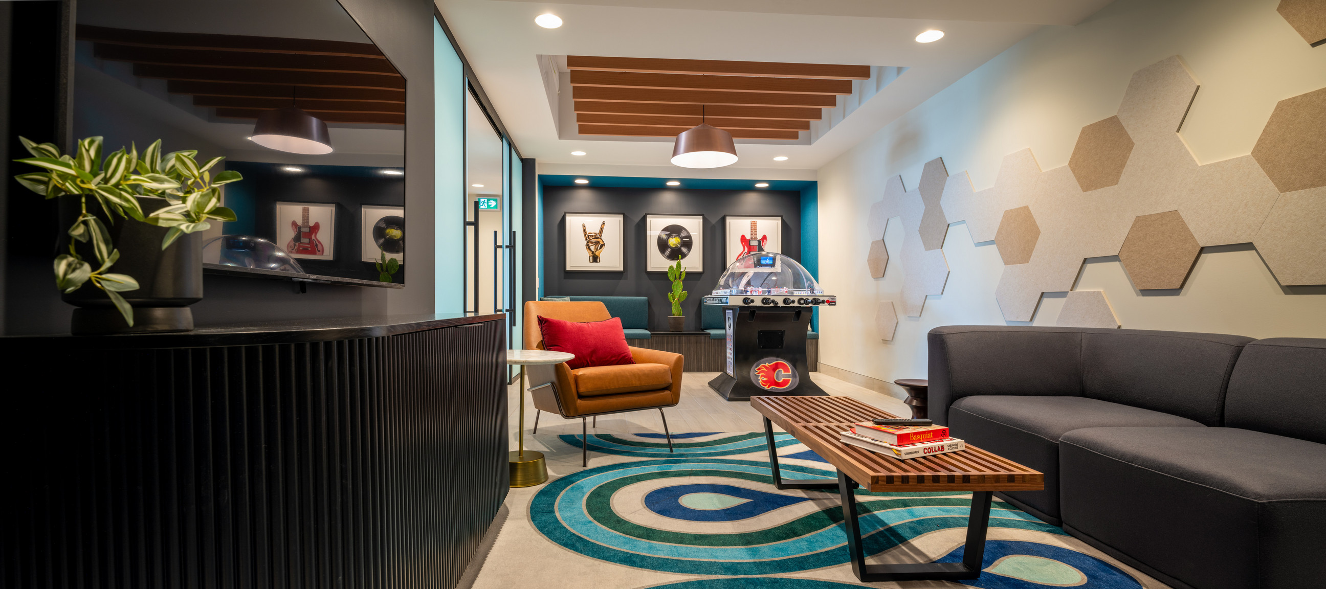 The Oliver Apartments - Photo 41