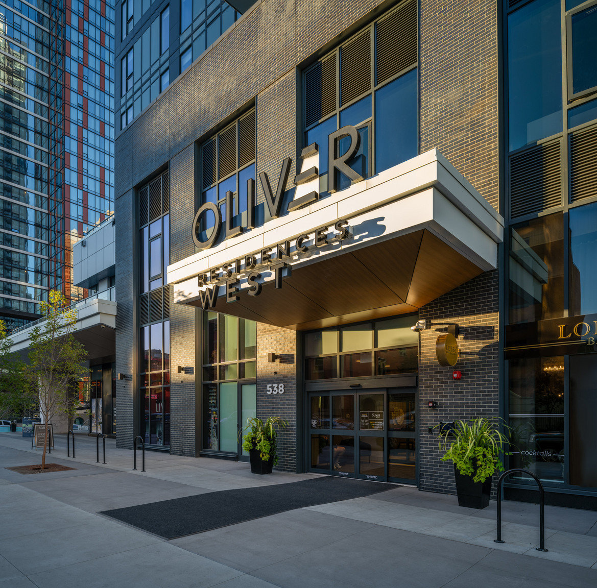 The Oliver Apartments - Photo 4