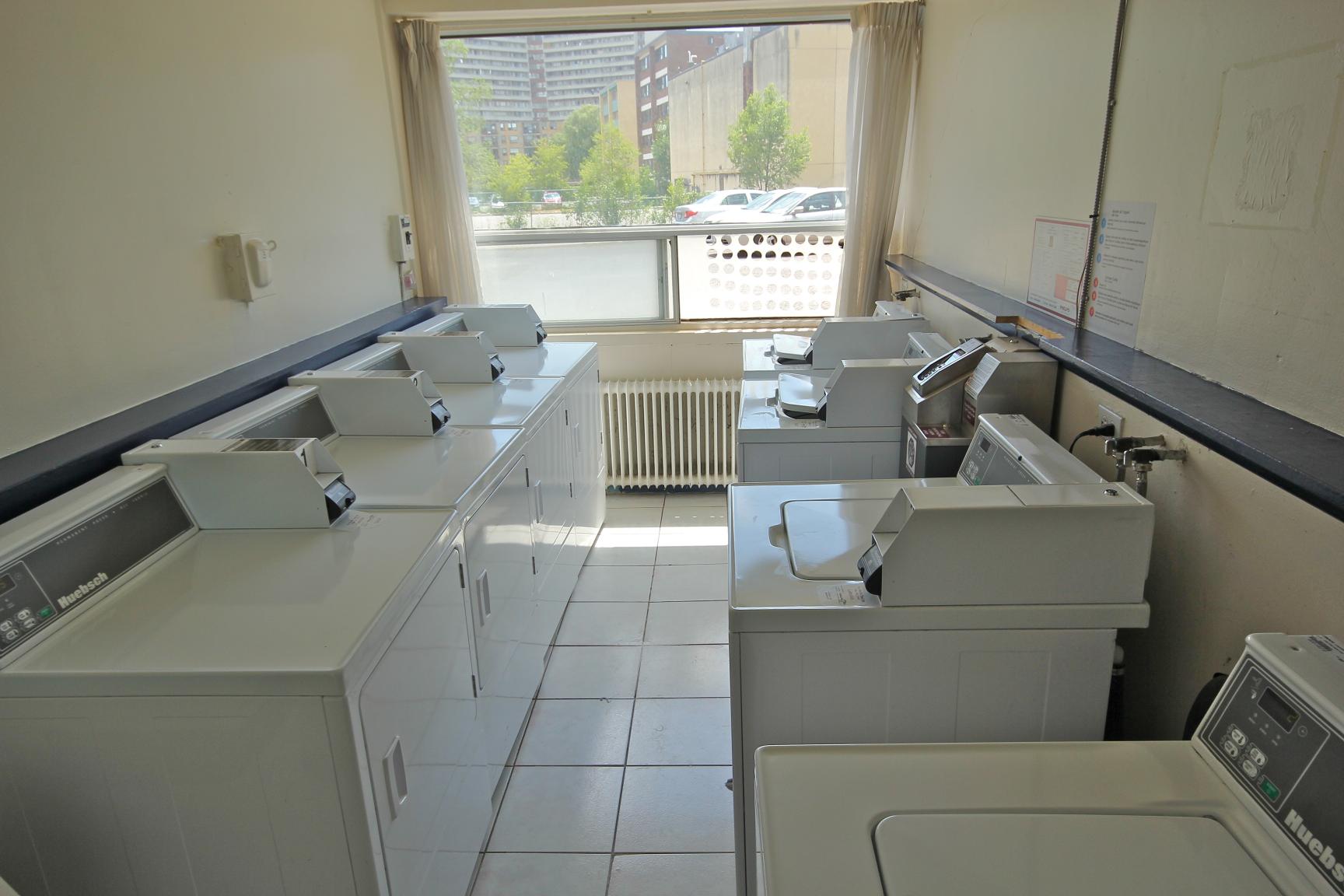 Blenheim Court Apartments - Photo 7