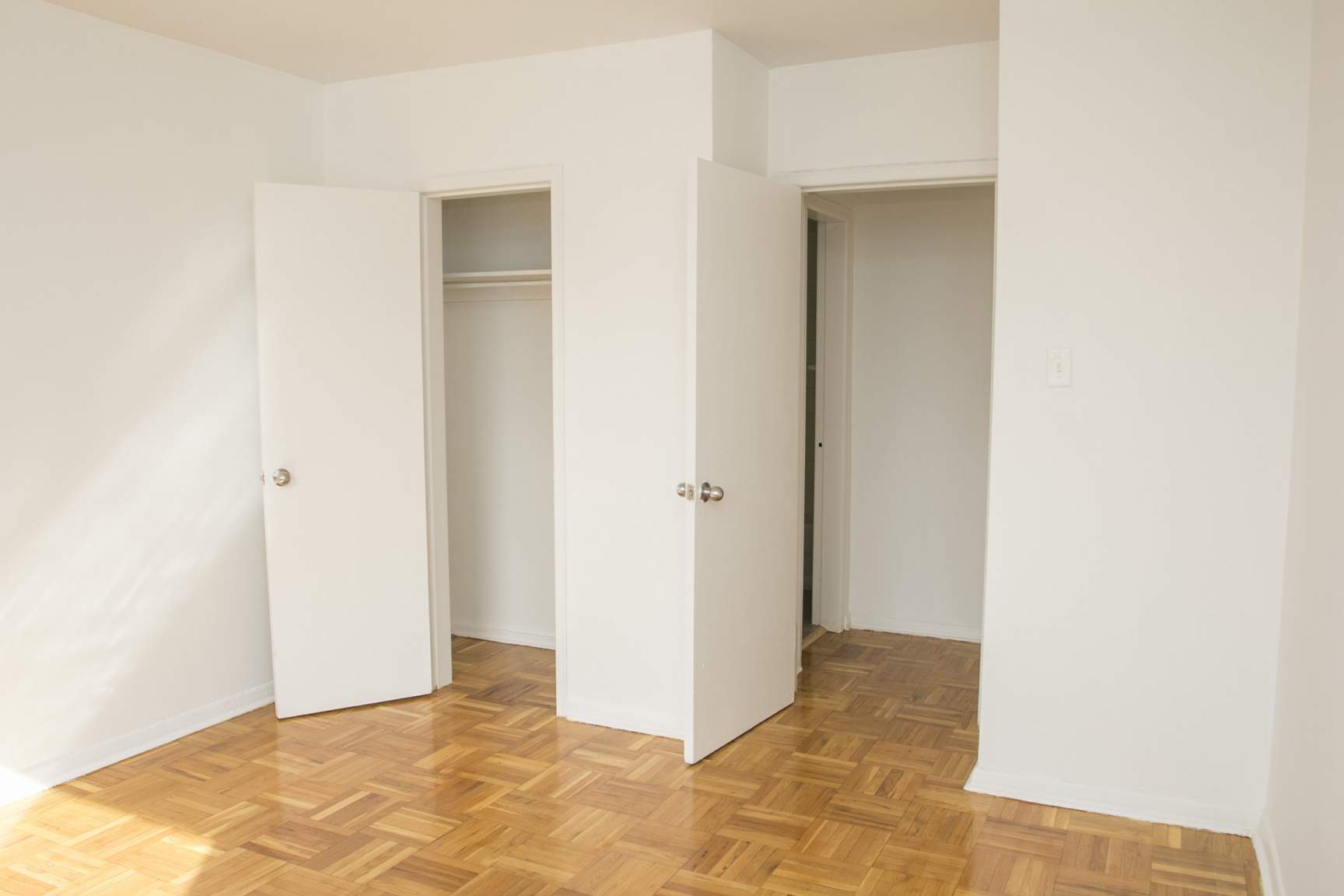 1631 Victoria Park Apartments - Photo 6