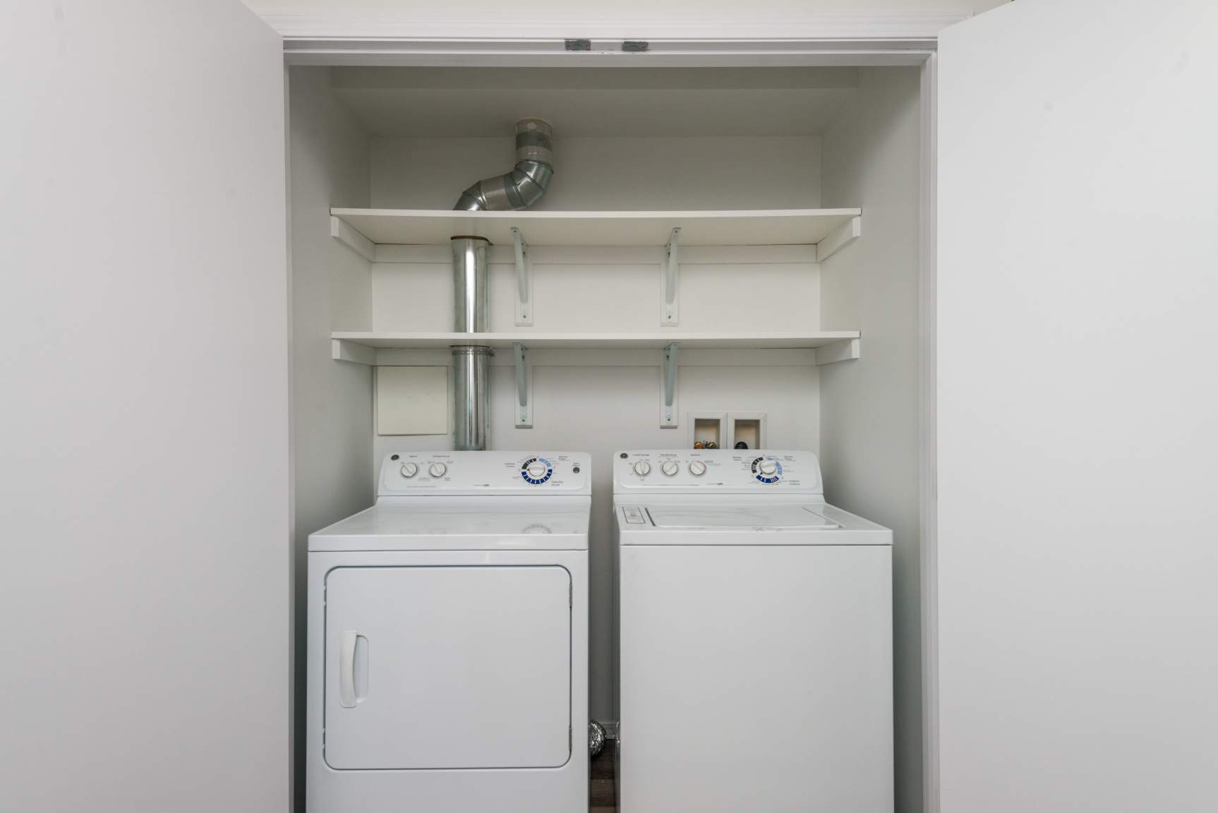 Windermere Village Apartments  - Photo 12