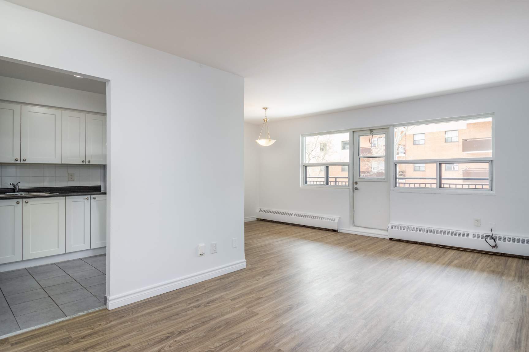 275 North Service Road Apartments - Photo 4