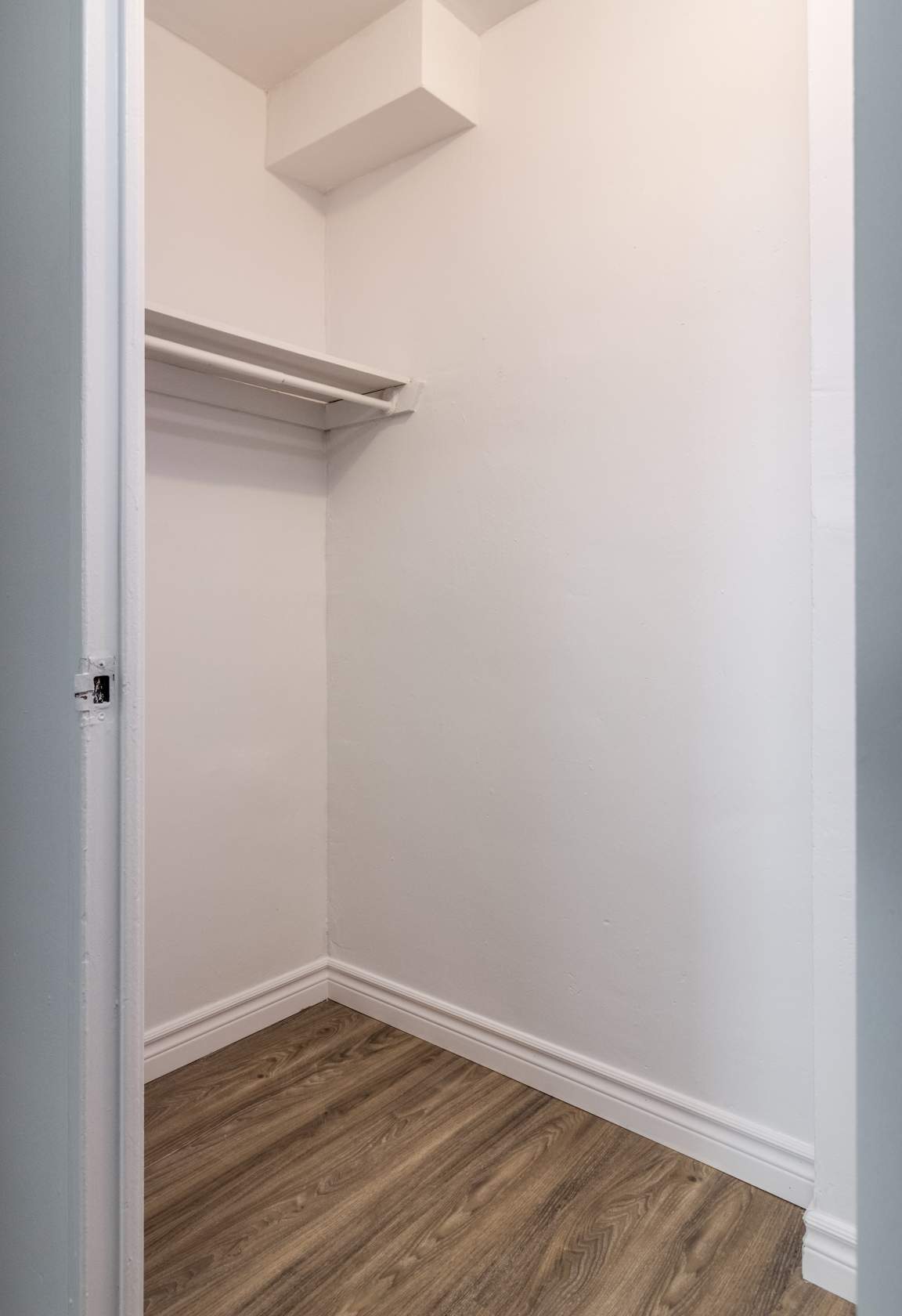 Westdale Apartments - Photo 7