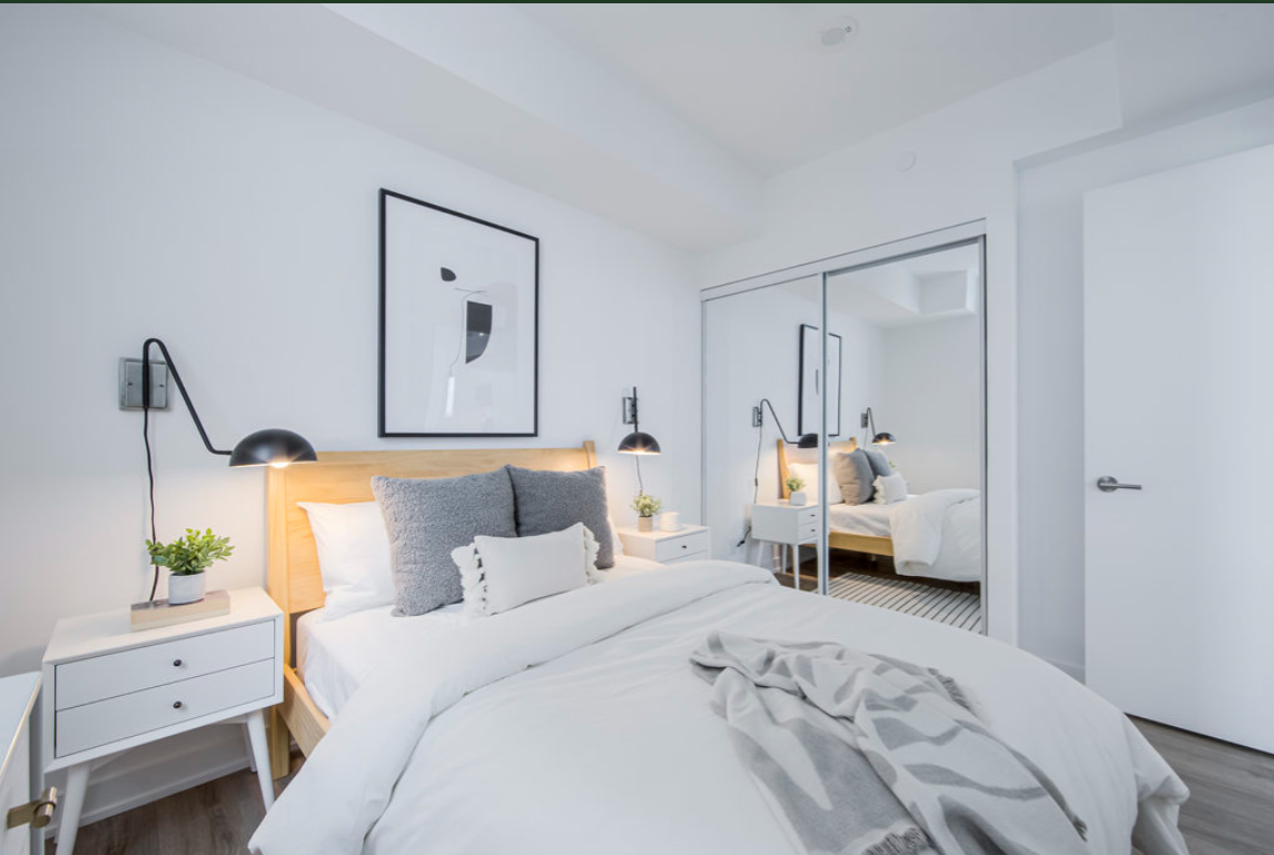 5249 Dundas Street W  - Photo 21