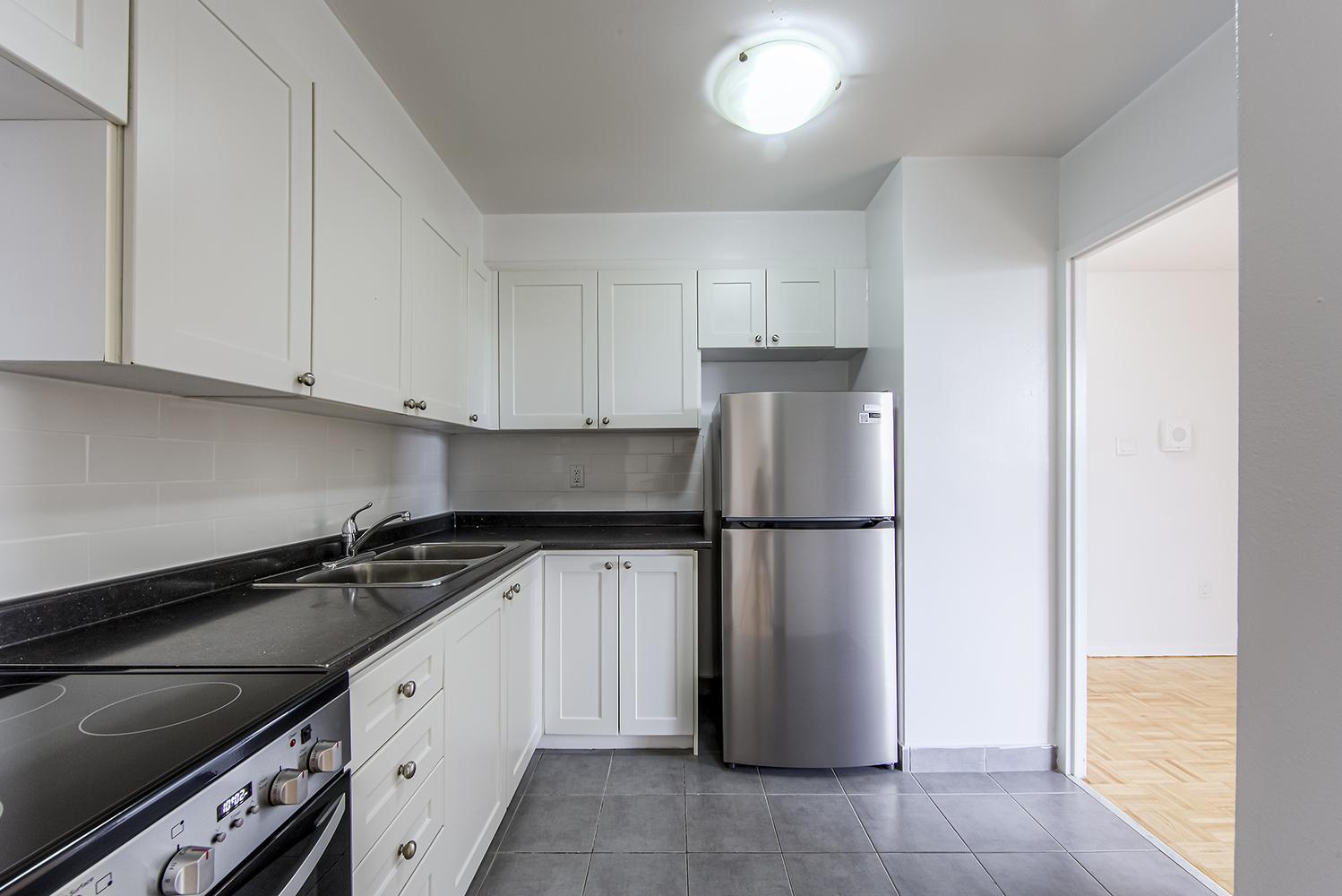 Dufresne Court Apartments - Photo 5