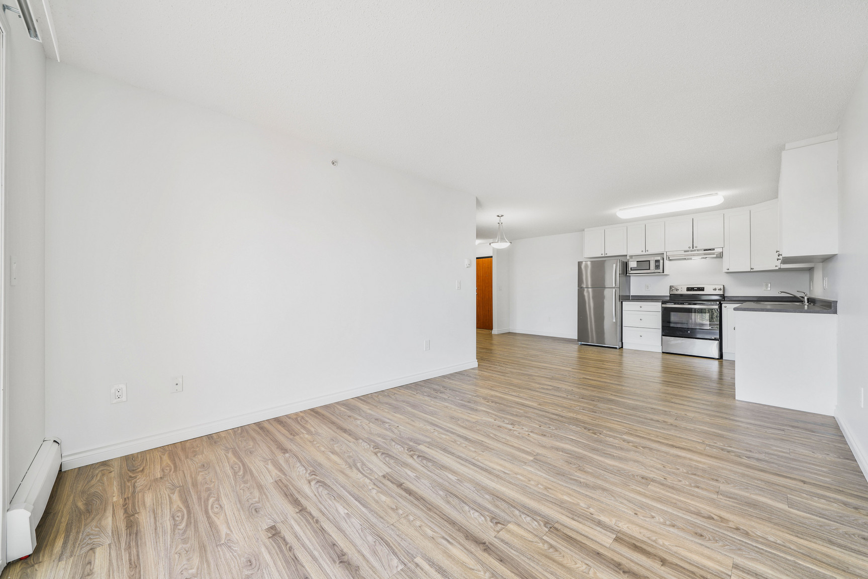 Windermere Village Apartments  - Photo 3