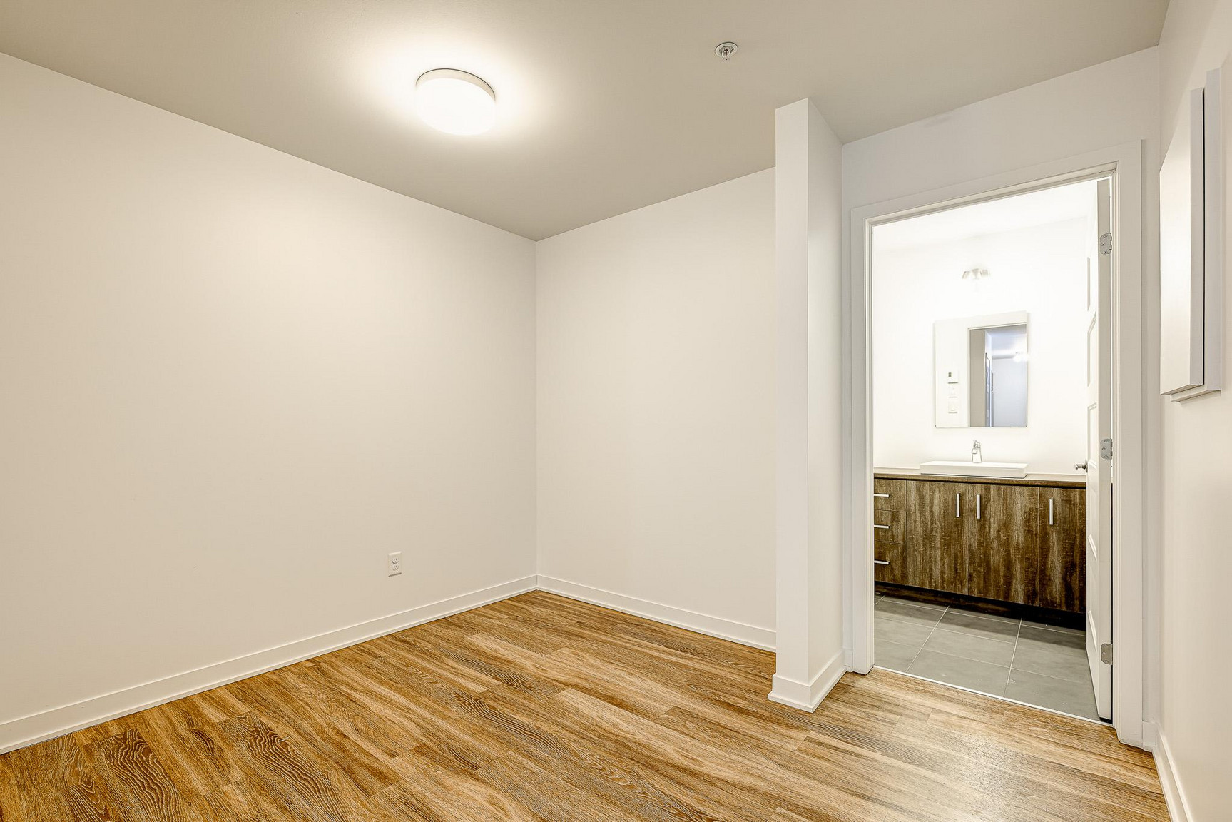 173 Boulevard Armand-Frappier - Photo 11