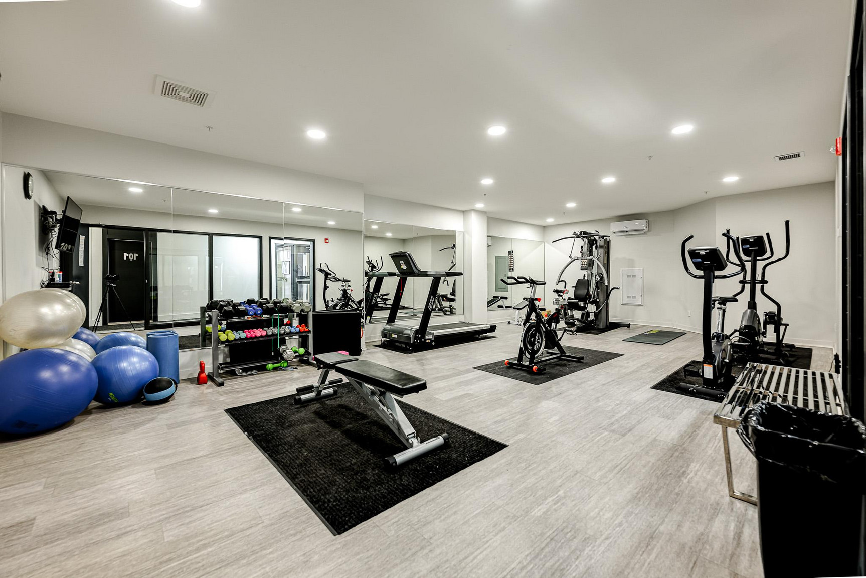 173 Boulevard Armand-Frappier - Photo 14