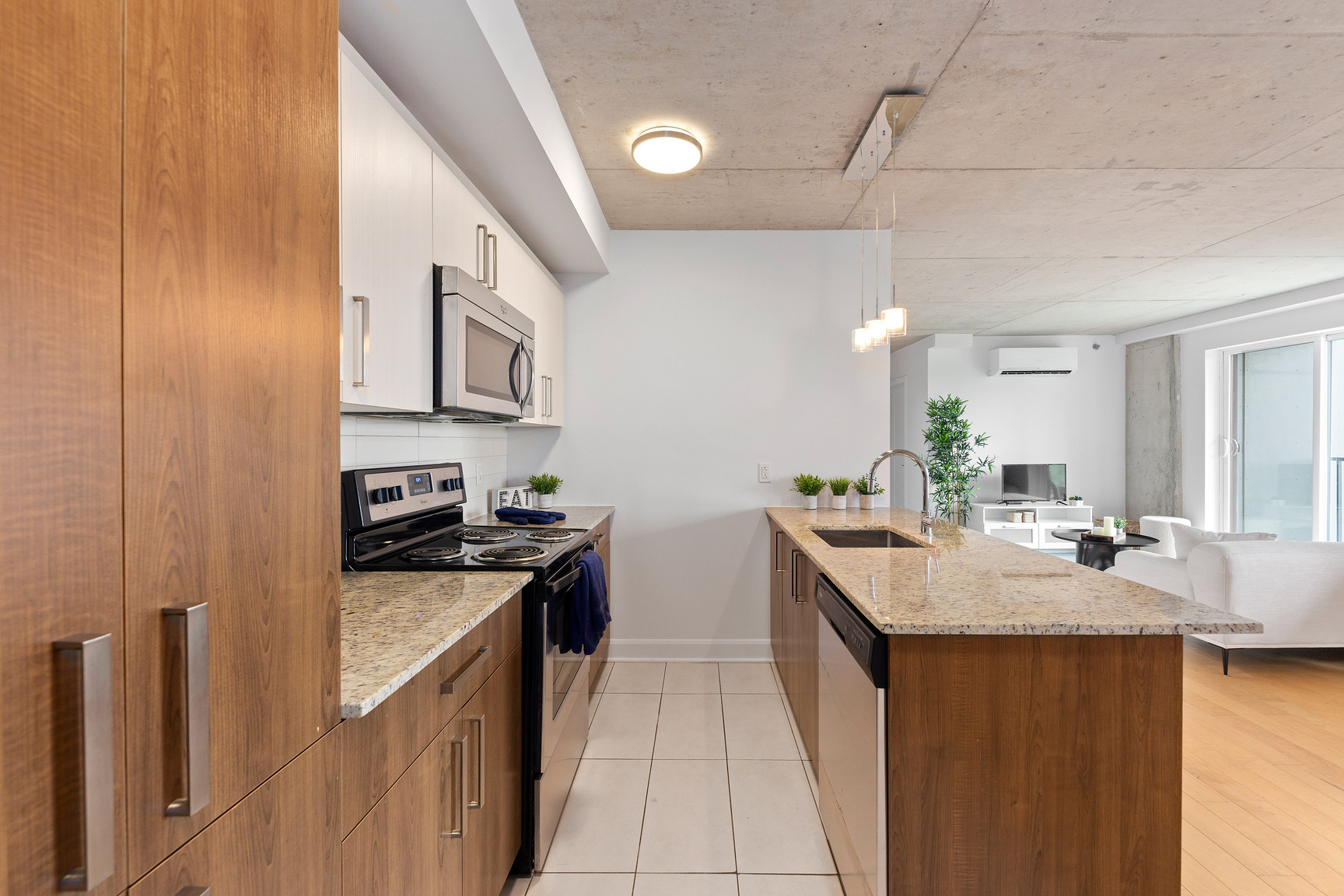 3280 Cavendish - Photo 3