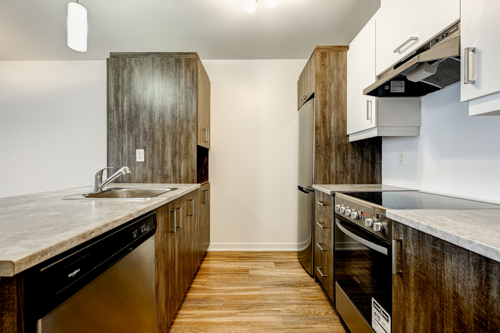 173 Boulevard Armand-Frappier - Photo 2