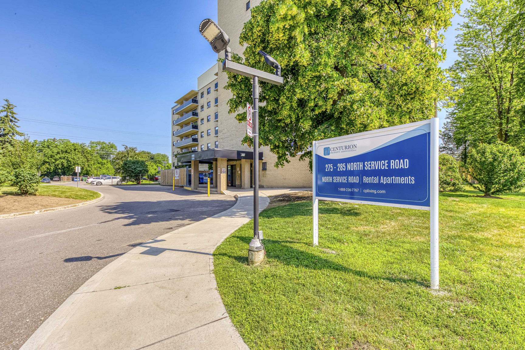 285 North Service Road Apartments - Photo 18