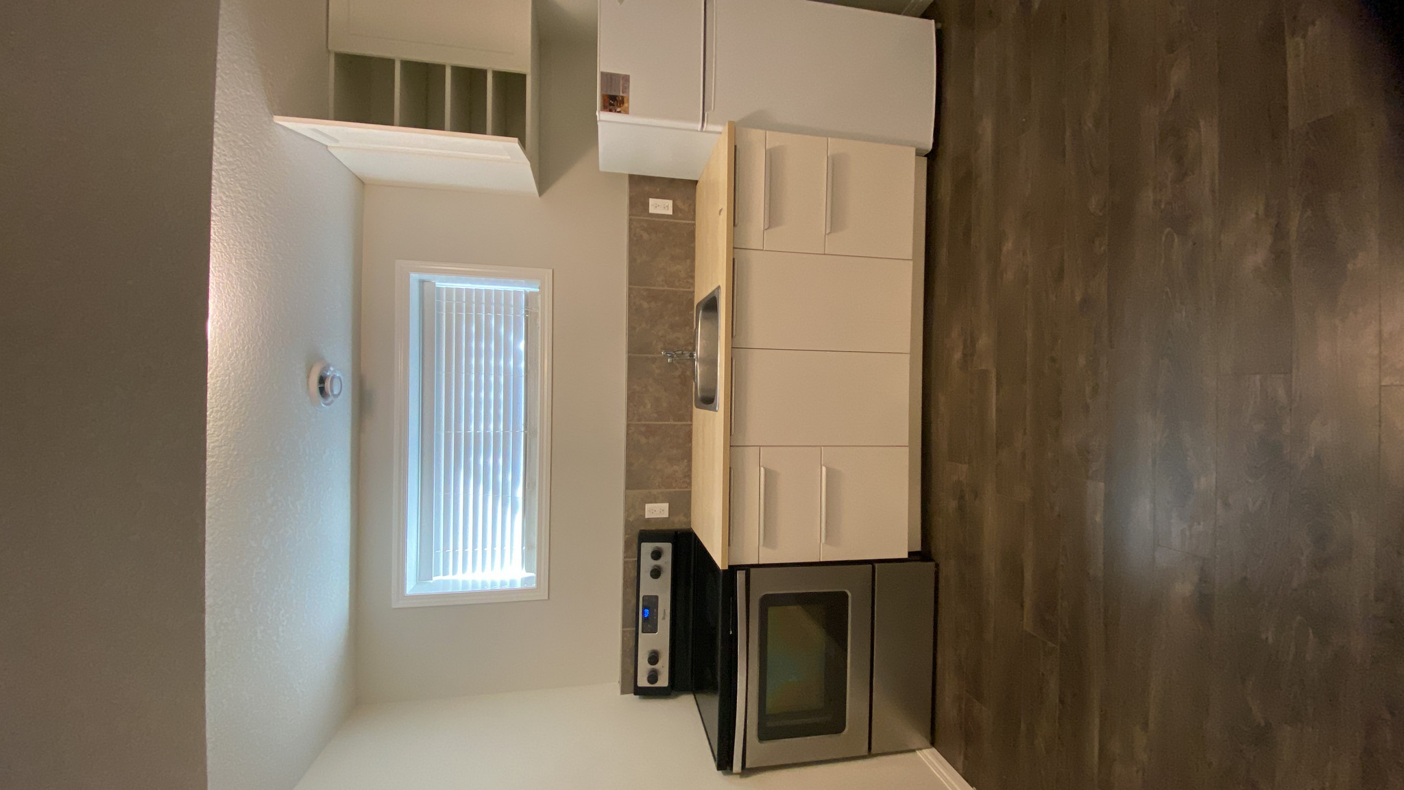 93 Auburn Crest Lane SE - Basement Suite - Photo 6