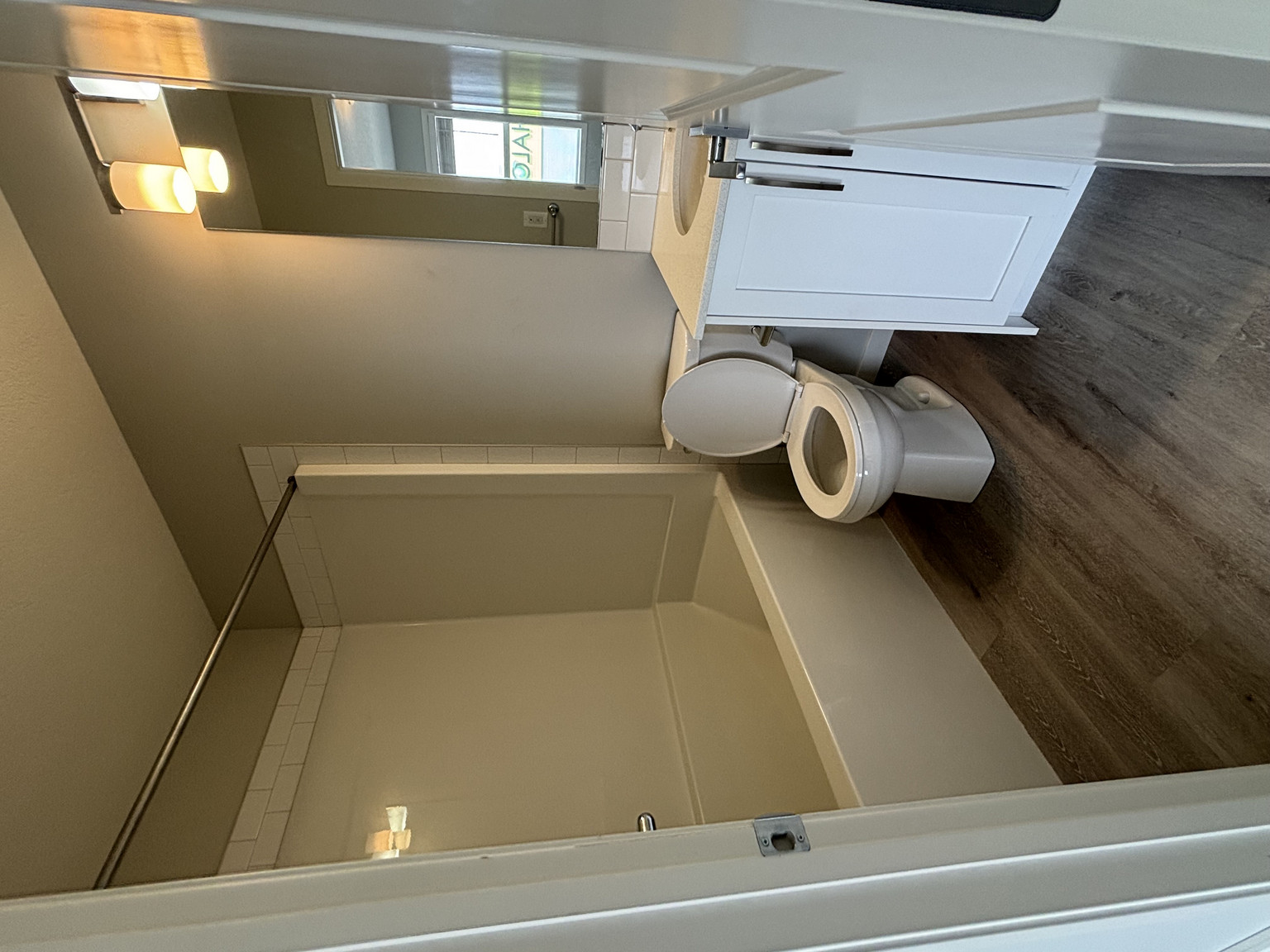 1162 Cornerstone Blvd. NE - Mainfloor Unit - Photo 23