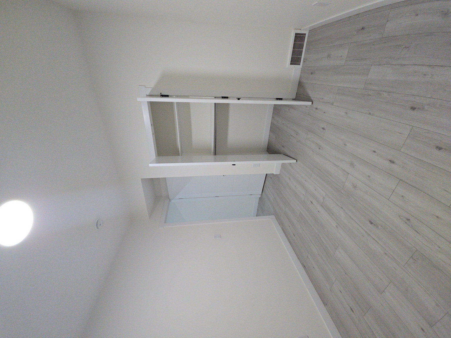 601 Corner Meadows Way NE - Unit B - Photo 7