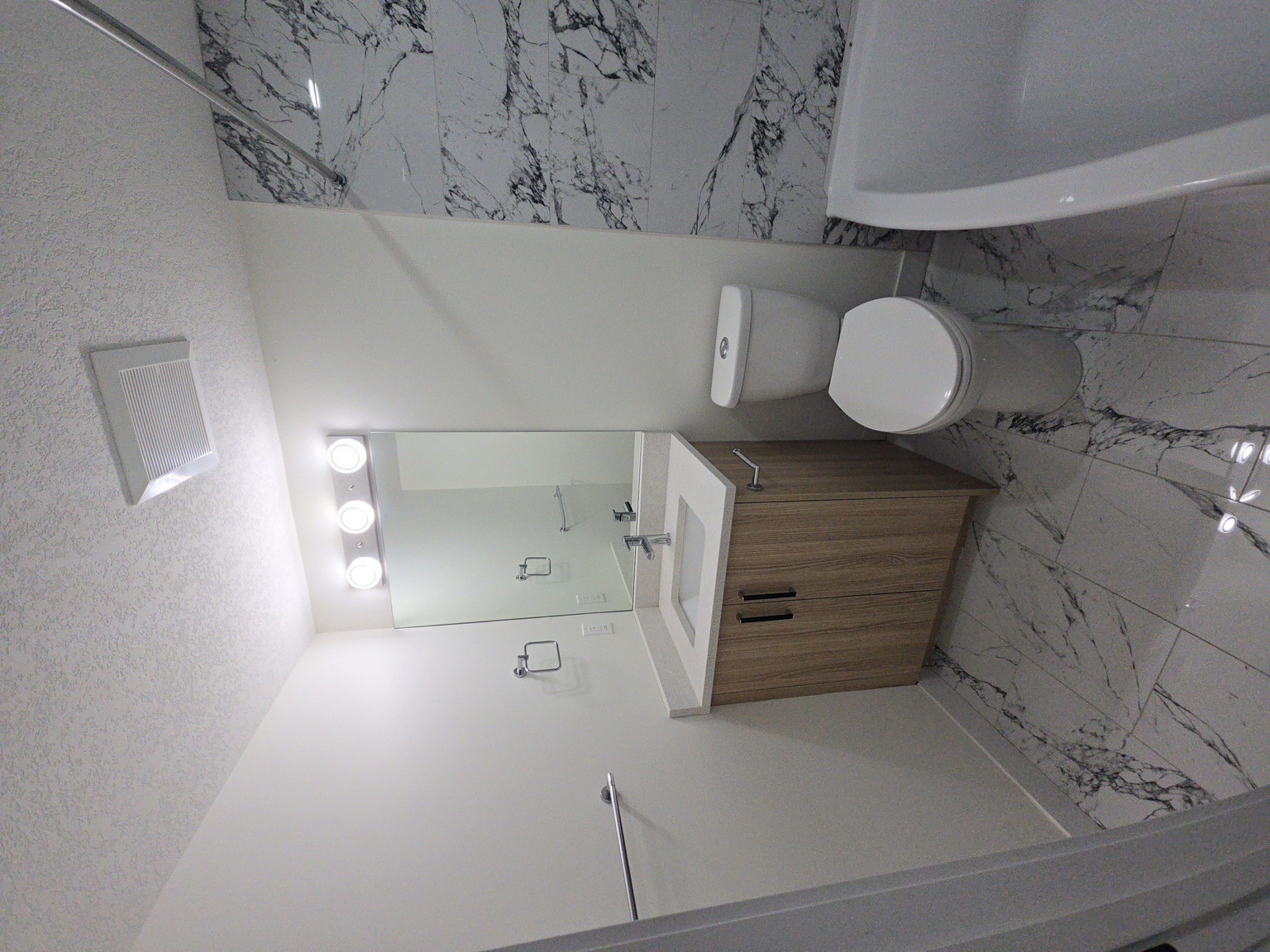 601 Corner Meadows Way NE - Unit B - Photo 10
