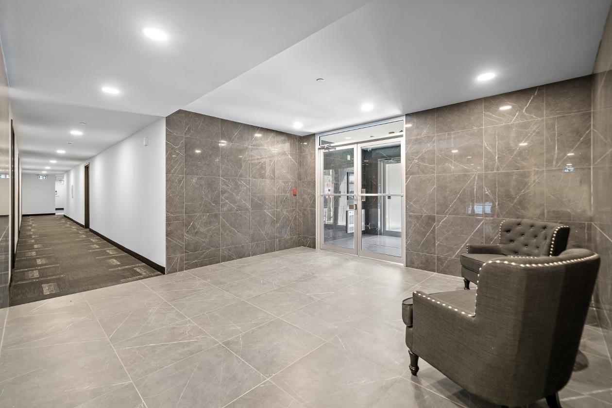 6311 Boulevard Gouin O
