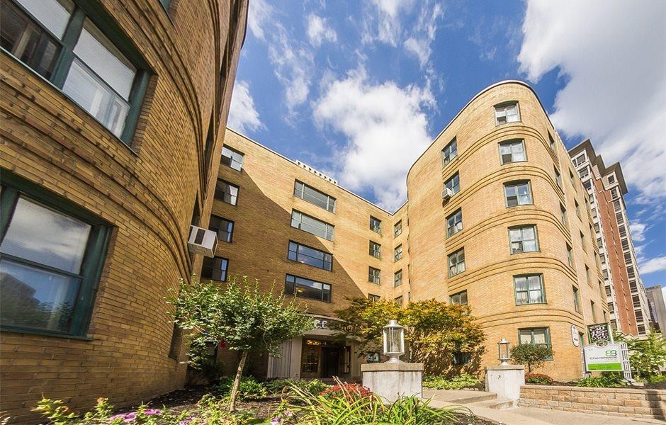 64 St. Clair Avenue West - The Fleetwood - Photo 16