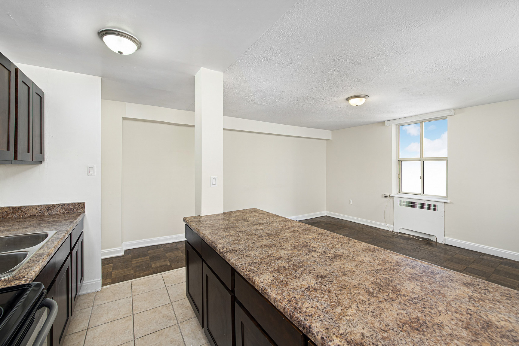 64 St. Clair Avenue West - The Fleetwood - Photo 8