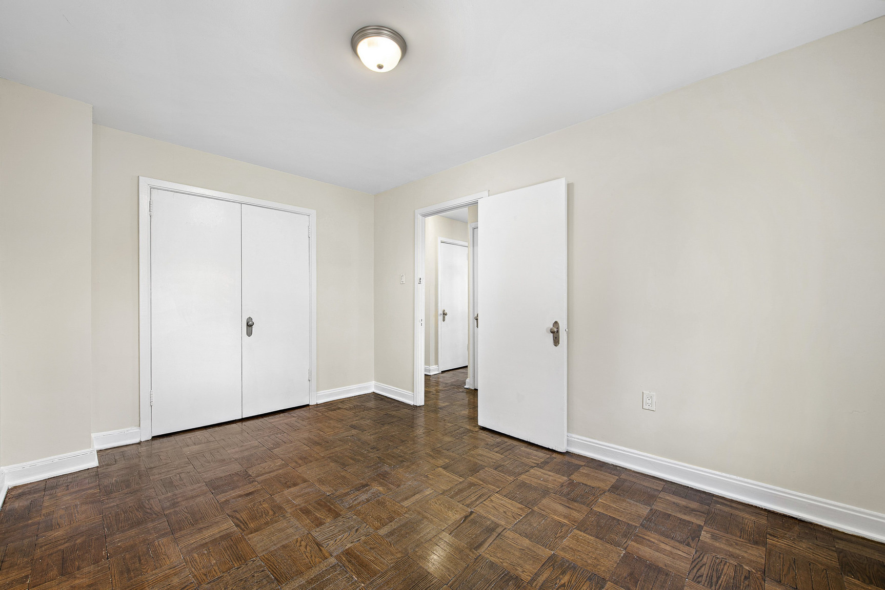 64 St. Clair Avenue West - The Fleetwood - Photo 11