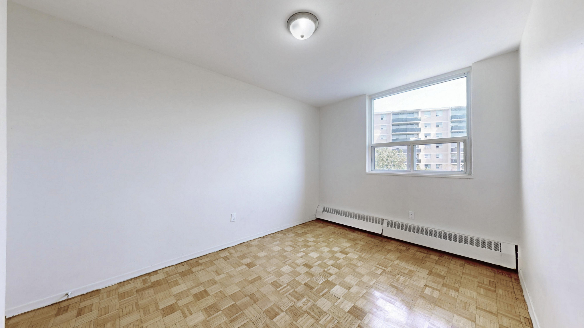 601 Finch Ave. W - Buckingham House - Photo 9