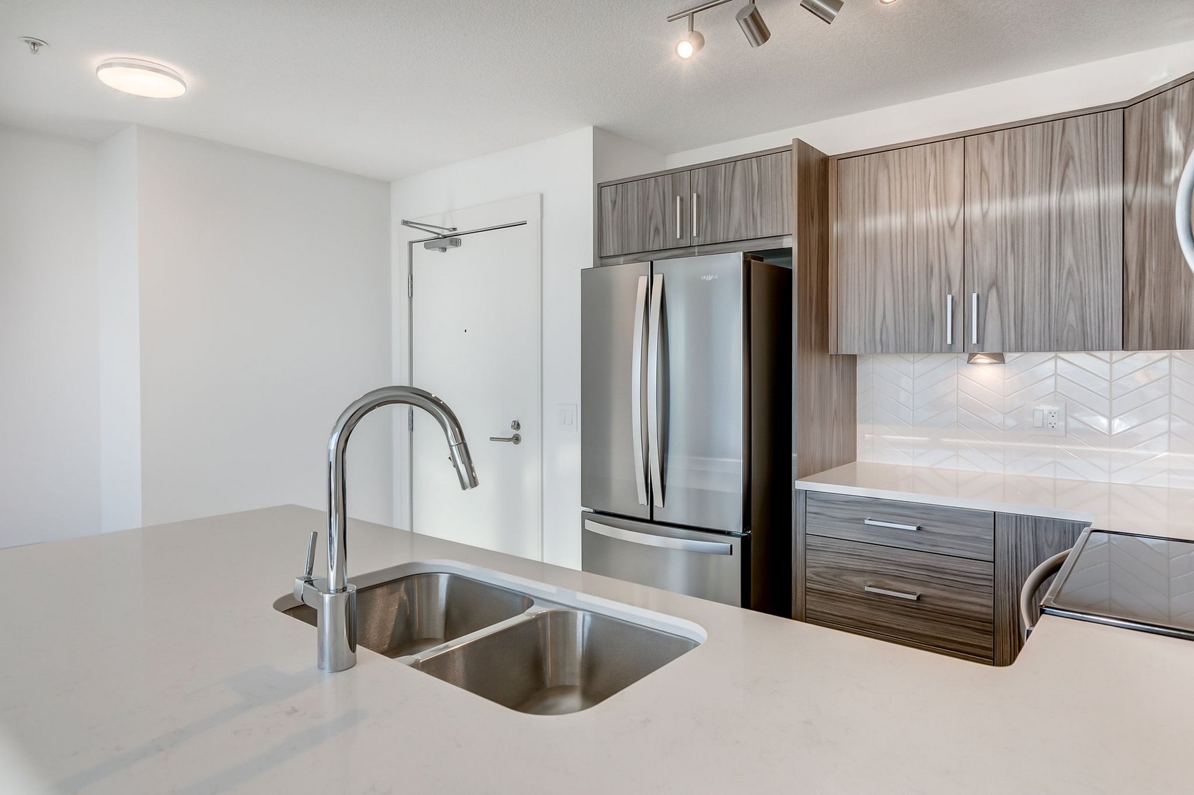West Village Towers - Photo 84