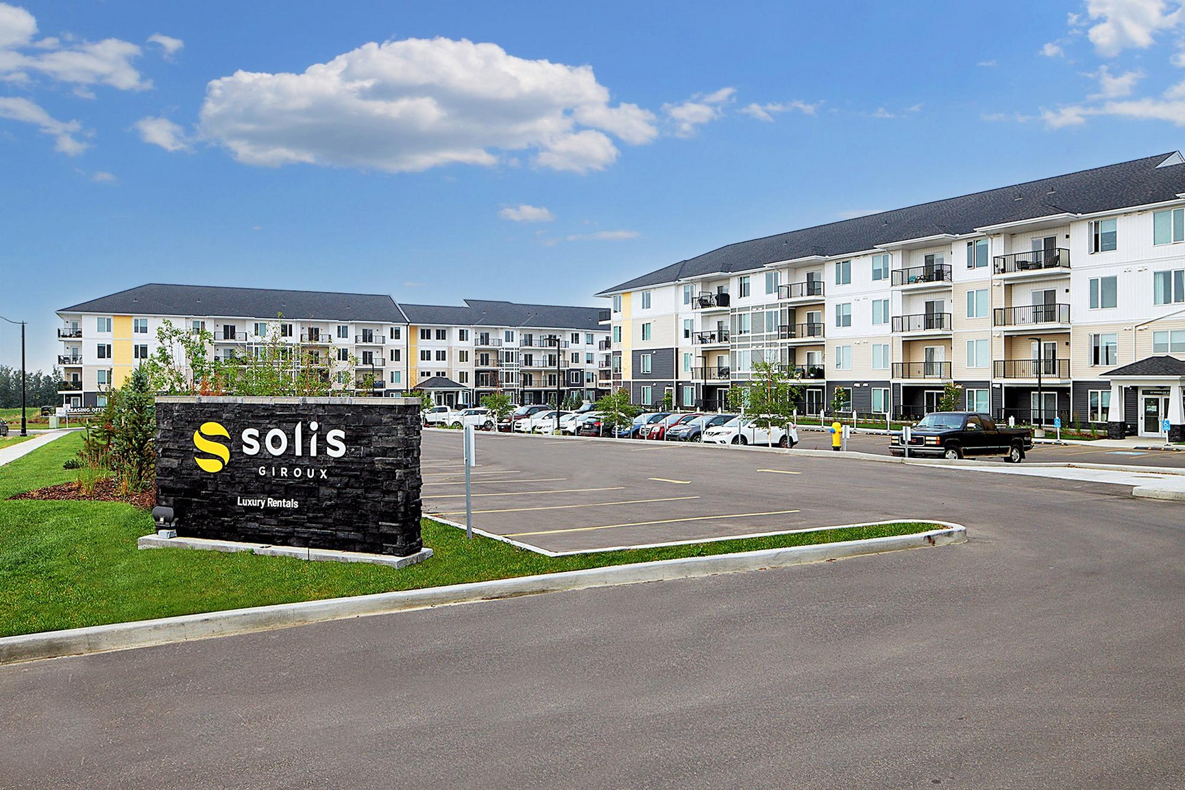 Solis at Giroux - Photo 14