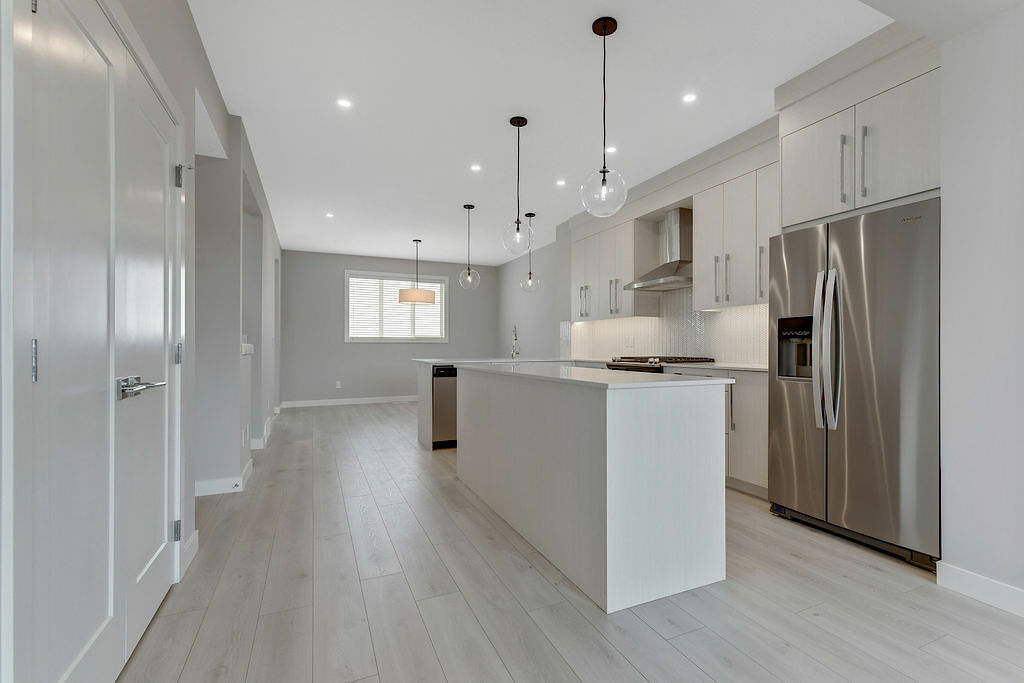 Beautiful 3 Bed 2.5 Bath Duplex in Sirocco! (CP045A) - Photo 7