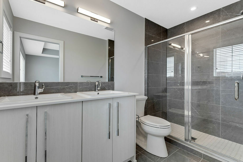 Beautiful 3 Bed 2.5 Bath Duplex in Sirocco! (CP045A) - Photo 24