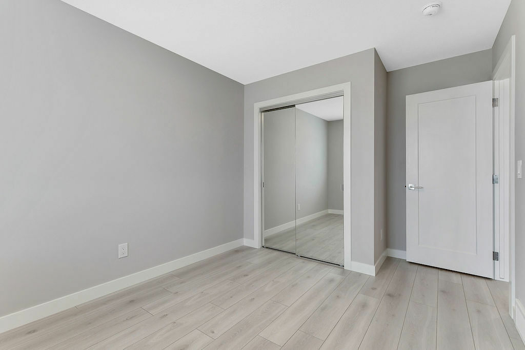 Beautiful 3 Bed 2.5 Bath Duplex in Sirocco! (CP045A) - Photo 28