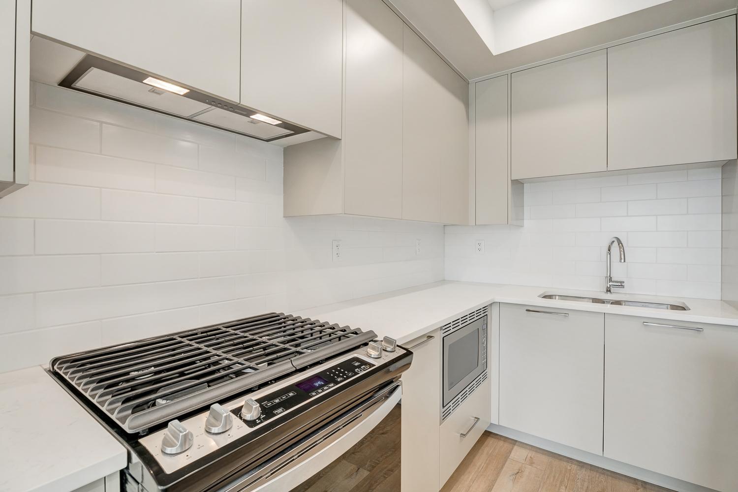 SHORT TERM LEASE Spacious 2 Bedroom Condo in the Capella Building & University District! 2 Parkin... - Photo 6