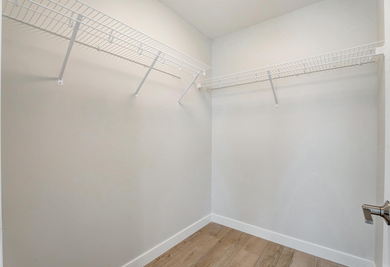 SHORT TERM LEASE Spacious 2 Bedroom Condo in the Capella Building & University District! 2 Parkin... - Photo 18