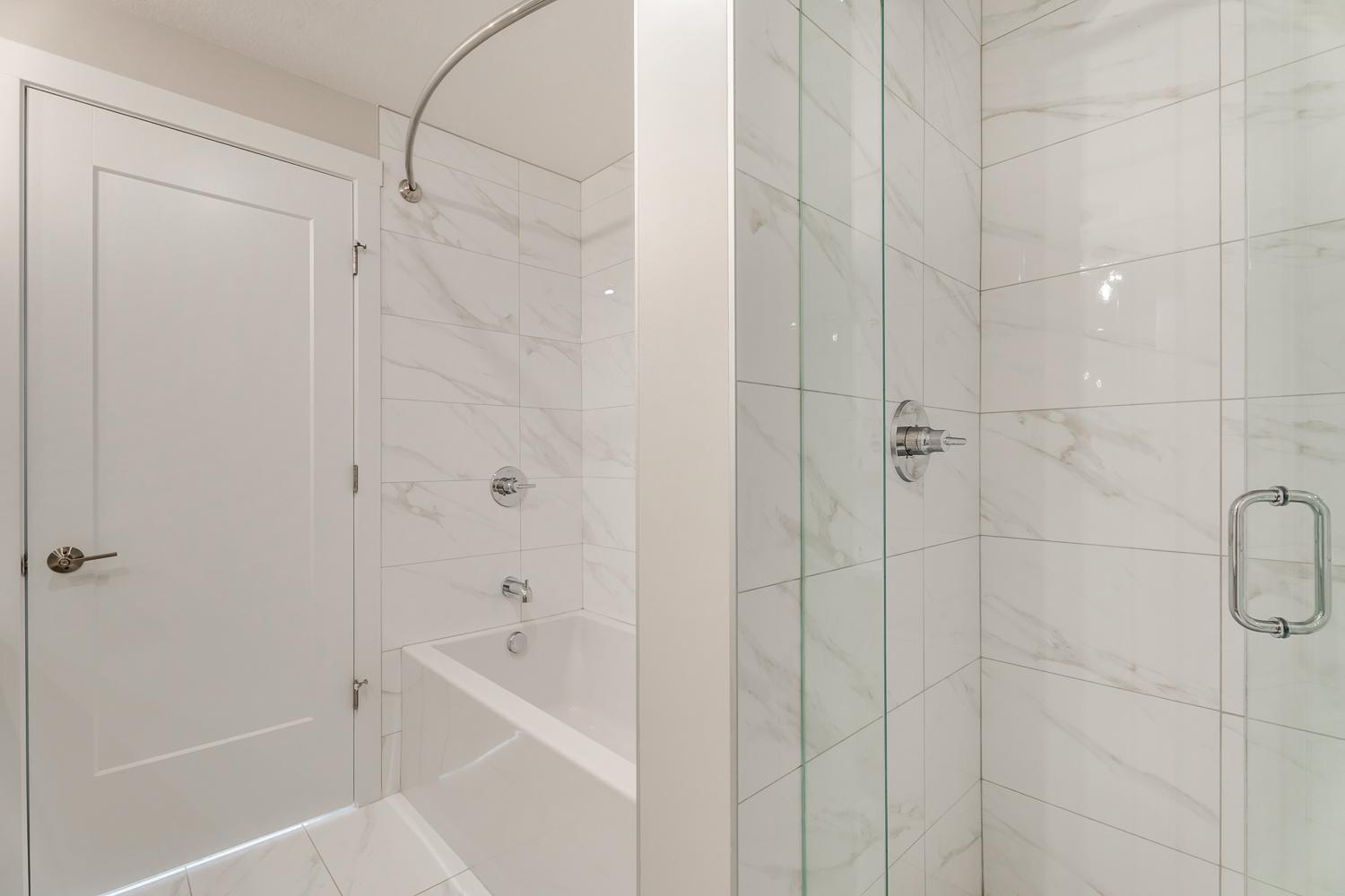 SHORT TERM LEASE Spacious 2 Bedroom Condo in the Capella Building & University District! 2 Parkin... - Photo 20