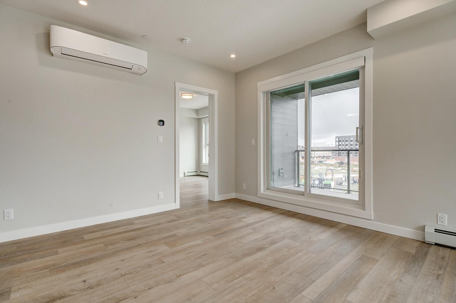 SHORT TERM LEASE Spacious 2 Bedroom Condo in the Capella Building & University District! 2 Parkin... - Photo 13