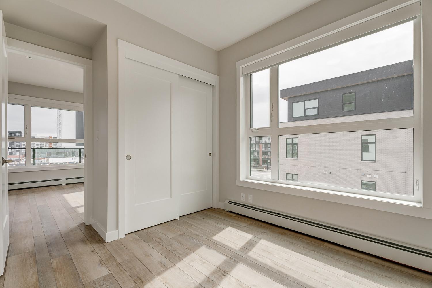 SHORT TERM LEASE Spacious 2 Bedroom Condo in the Capella Building & University District! 2 Parkin... - Photo 22