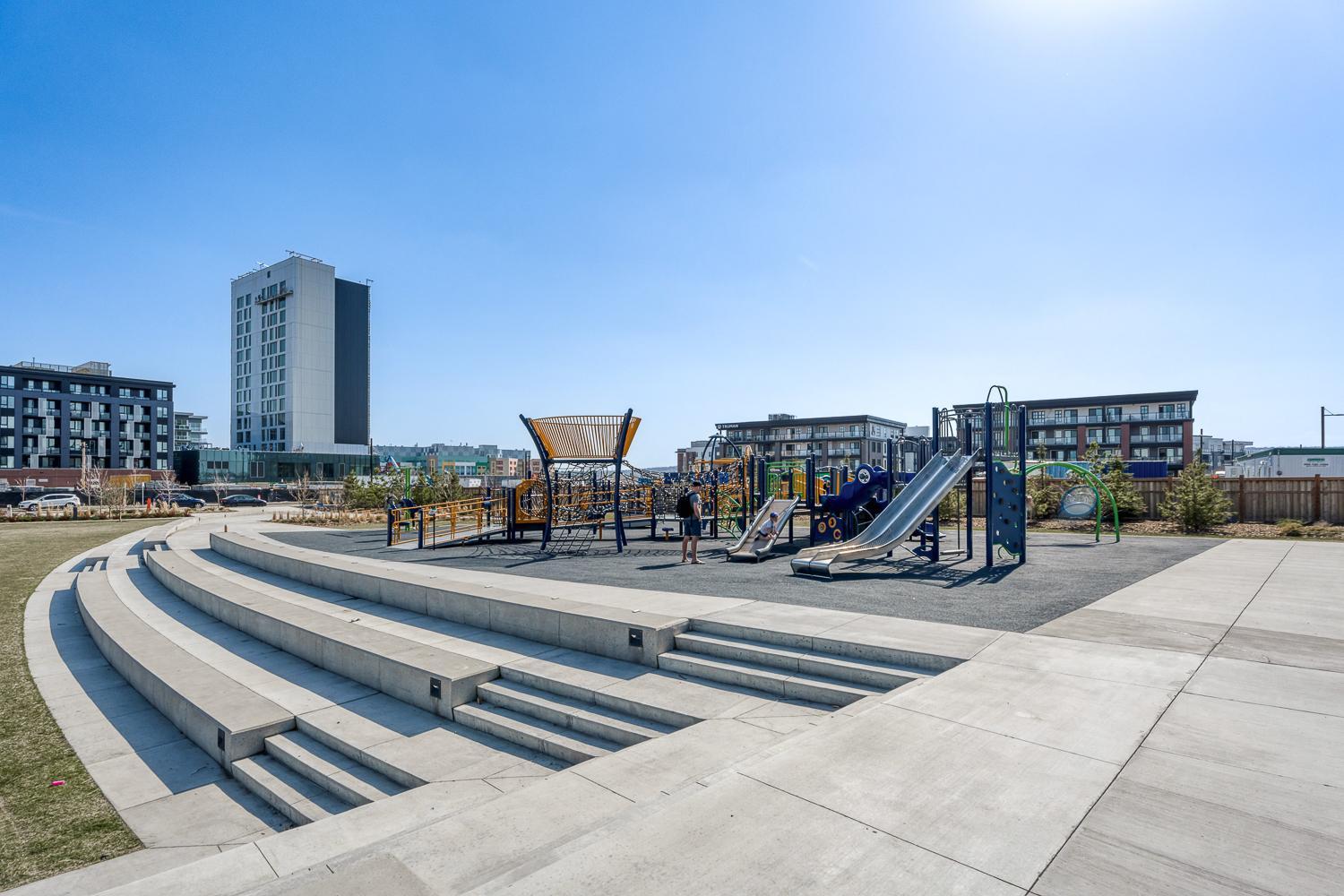 SHORT TERM LEASE Spacious 2 Bedroom Condo in the Capella Building & University District! 2 Parkin... - Photo 43