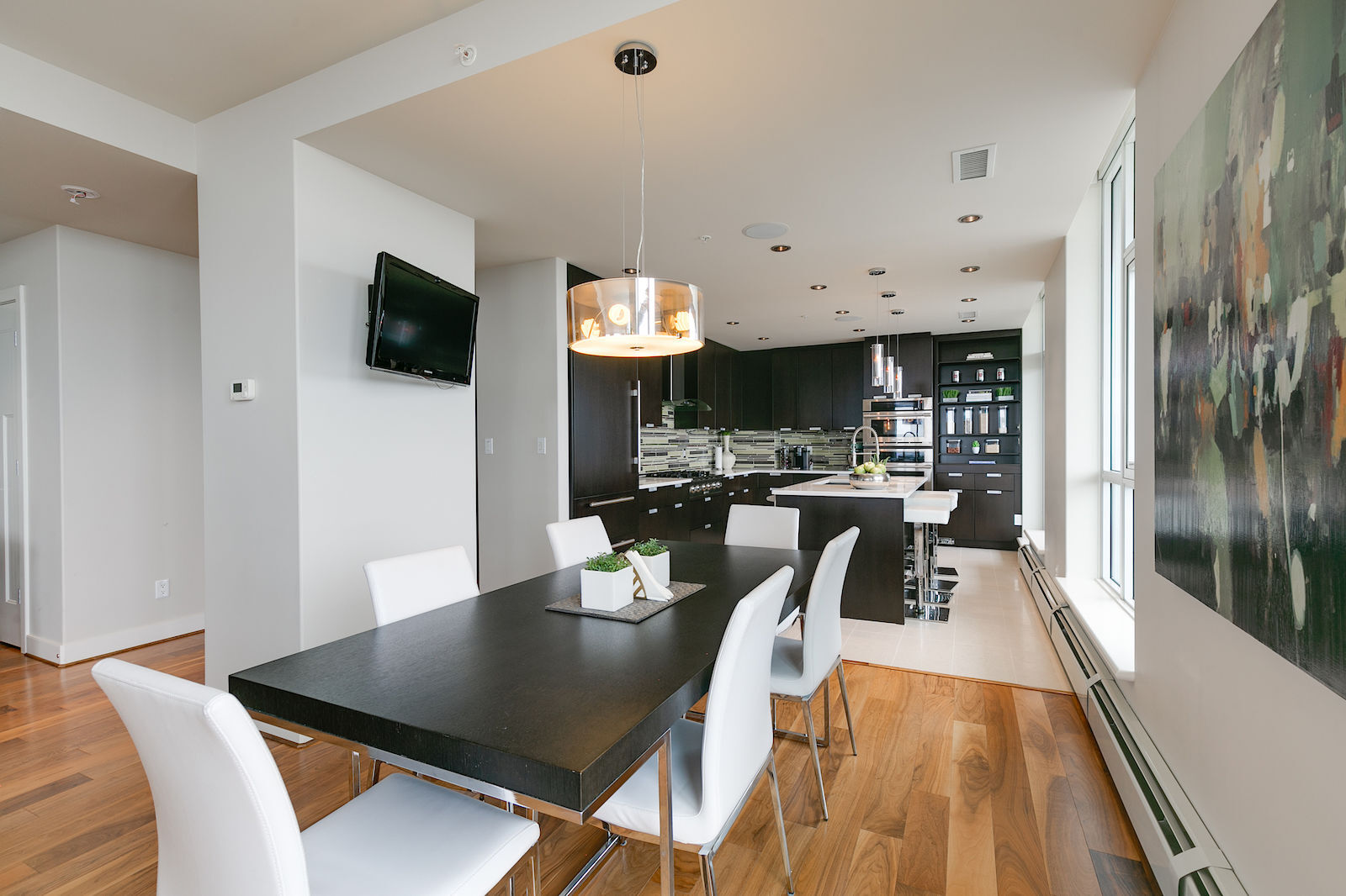 Spectacular 30th Floor Penthouse Oasis in the Sky! CIP202 - Photo 10